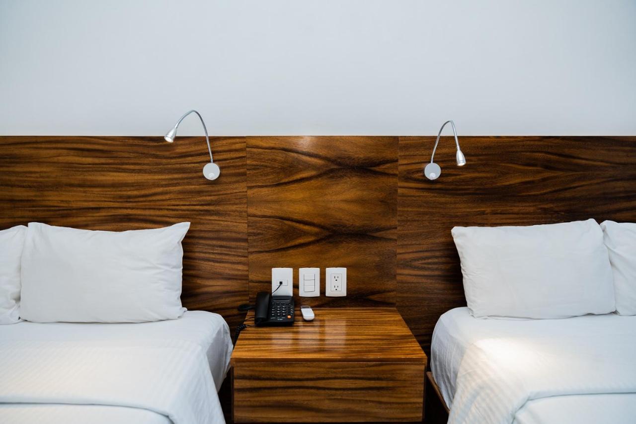 Superior Twin Room,1305937114:JPEG